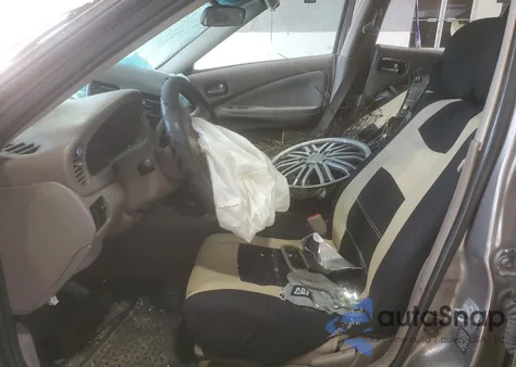 2004 Nissan Sentra 1.8 z USA, uszkodzony, nr VIN 3N1CB51D54L915217